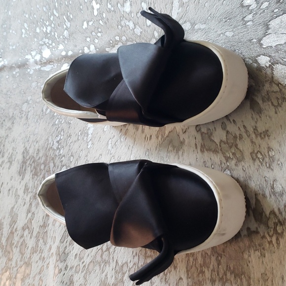 No. 21 Knotted Bow Leather Platform Sneakers Sz39 Black & White - Picture 4 of 11